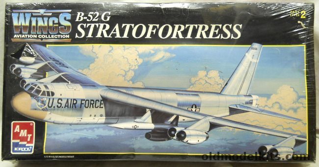 AMT 1/72 Boeing B-52G Stratofortress with Hound Dog missiles, 8633 plastic model kit